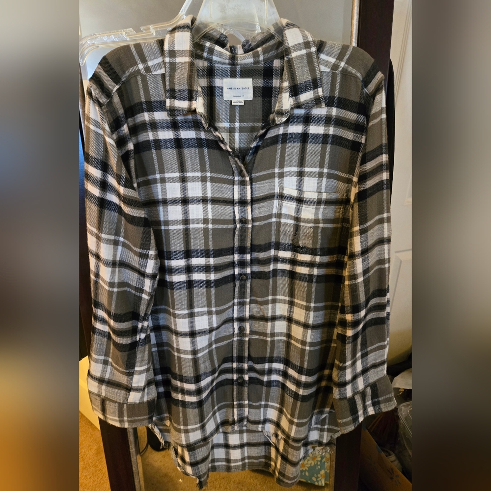 American Eagle Womens Oversized Plaid Shirt - Black and White, NWOT, L